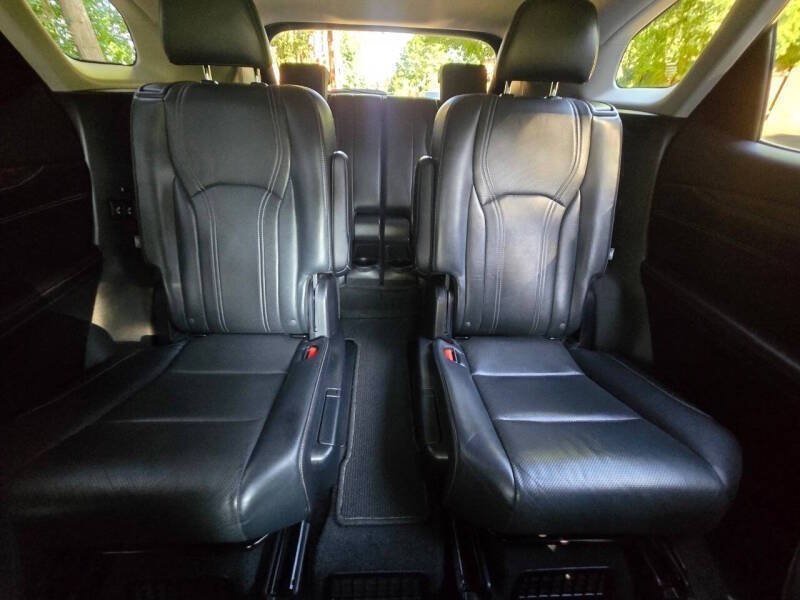 Used 2018 Lexus RX 450hL Premium w/ Premium Package AWD/4WD image 16