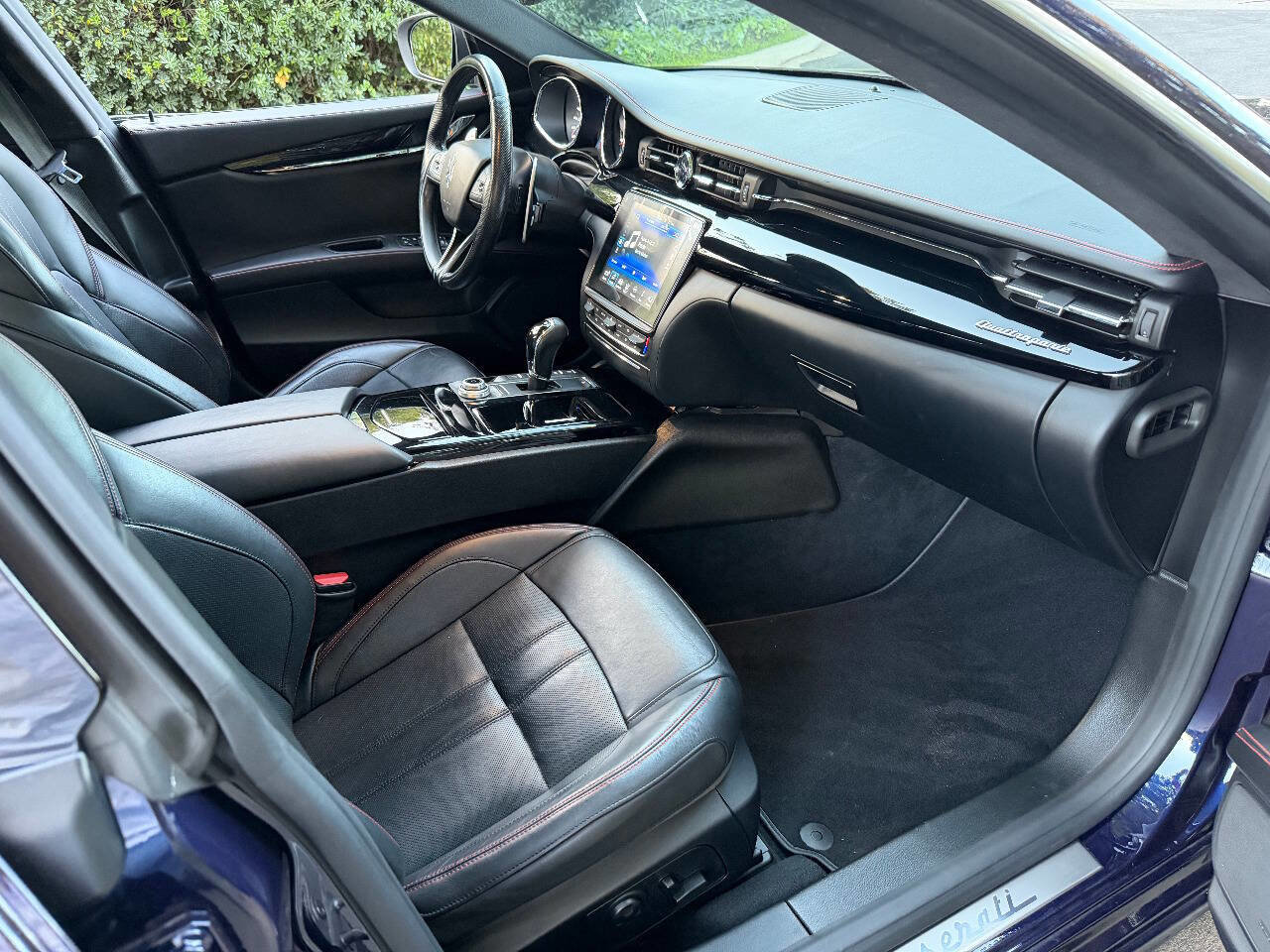 Used 2018 Maserati Quattroporte S GranSport image 26