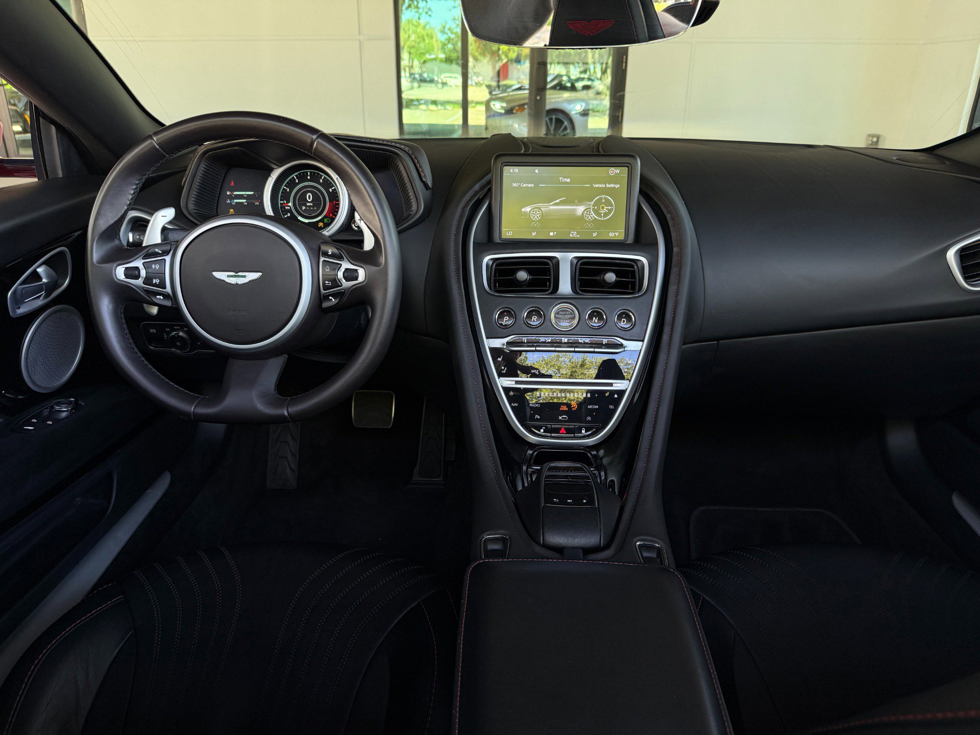 Used 2020 Aston Martin DB11 Volante RWD image 45