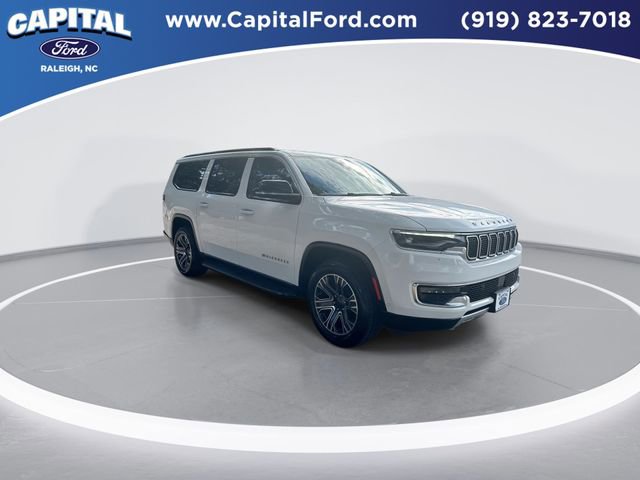 Used 2024 Jeep Wagoneer L Series II w/ Flexible Seating Group image 2