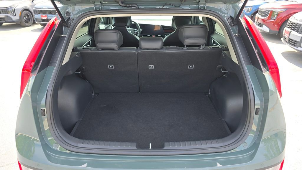 Used 2023 Kia Niro EX FWD image 15