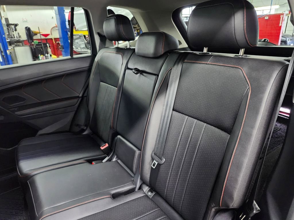 Used 2024 Volkswagen Tiguan Wolfsburg Edition w/ Panoramic Sunroof Package AWD/4WD image 11