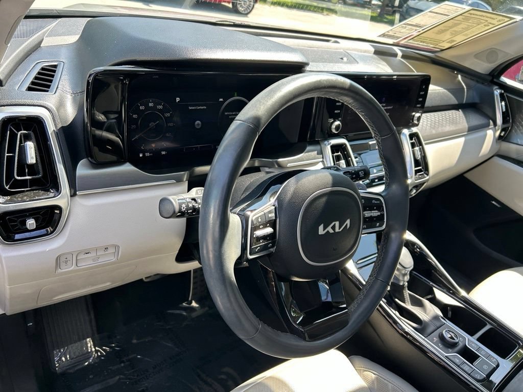 Used 2023 Kia Sorento SX AWD/4WD image 22