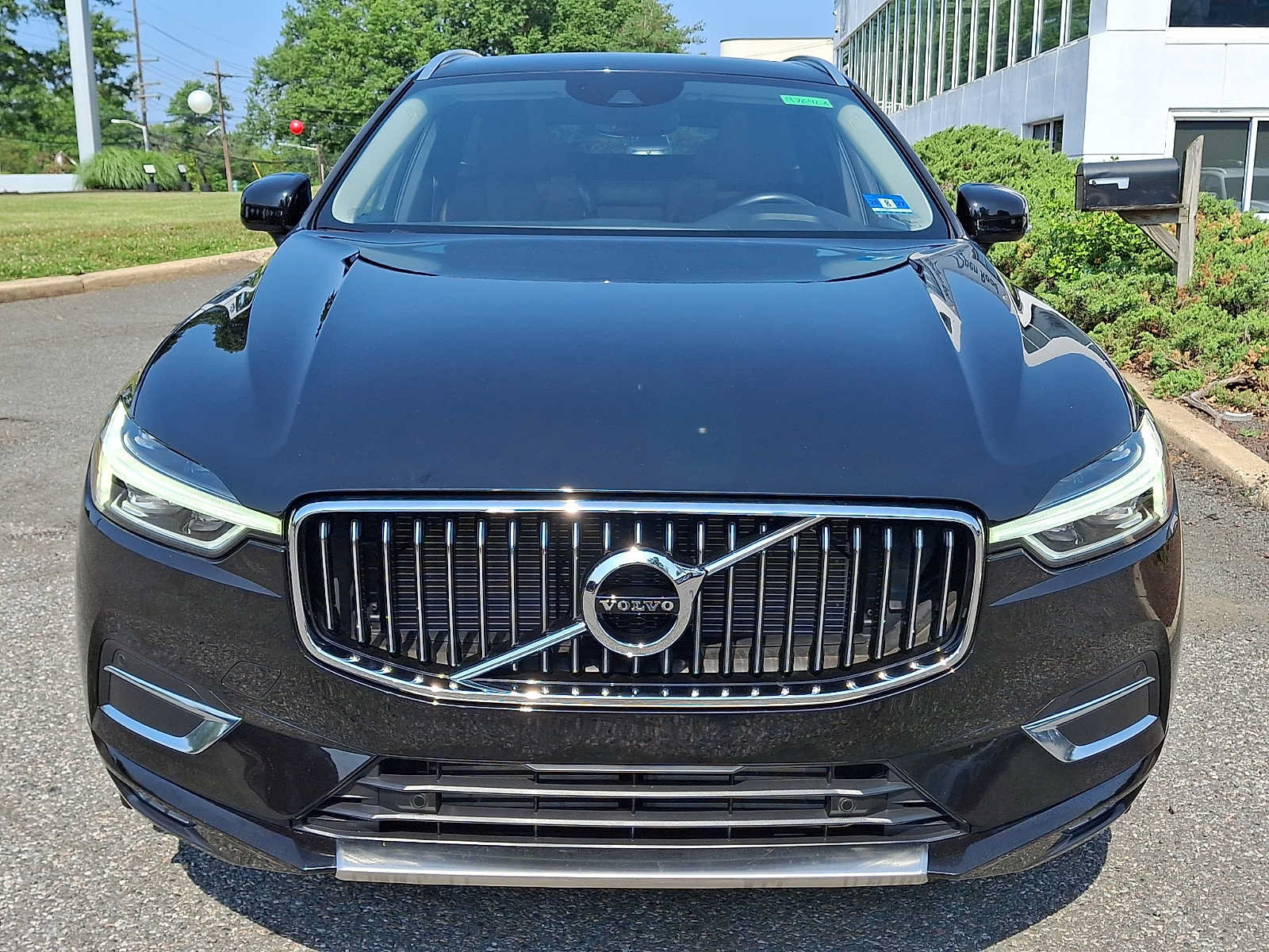 Used 2020 Volvo XC60 T5 Inscription w/ Protection Package Premier AWD/4WD image 2