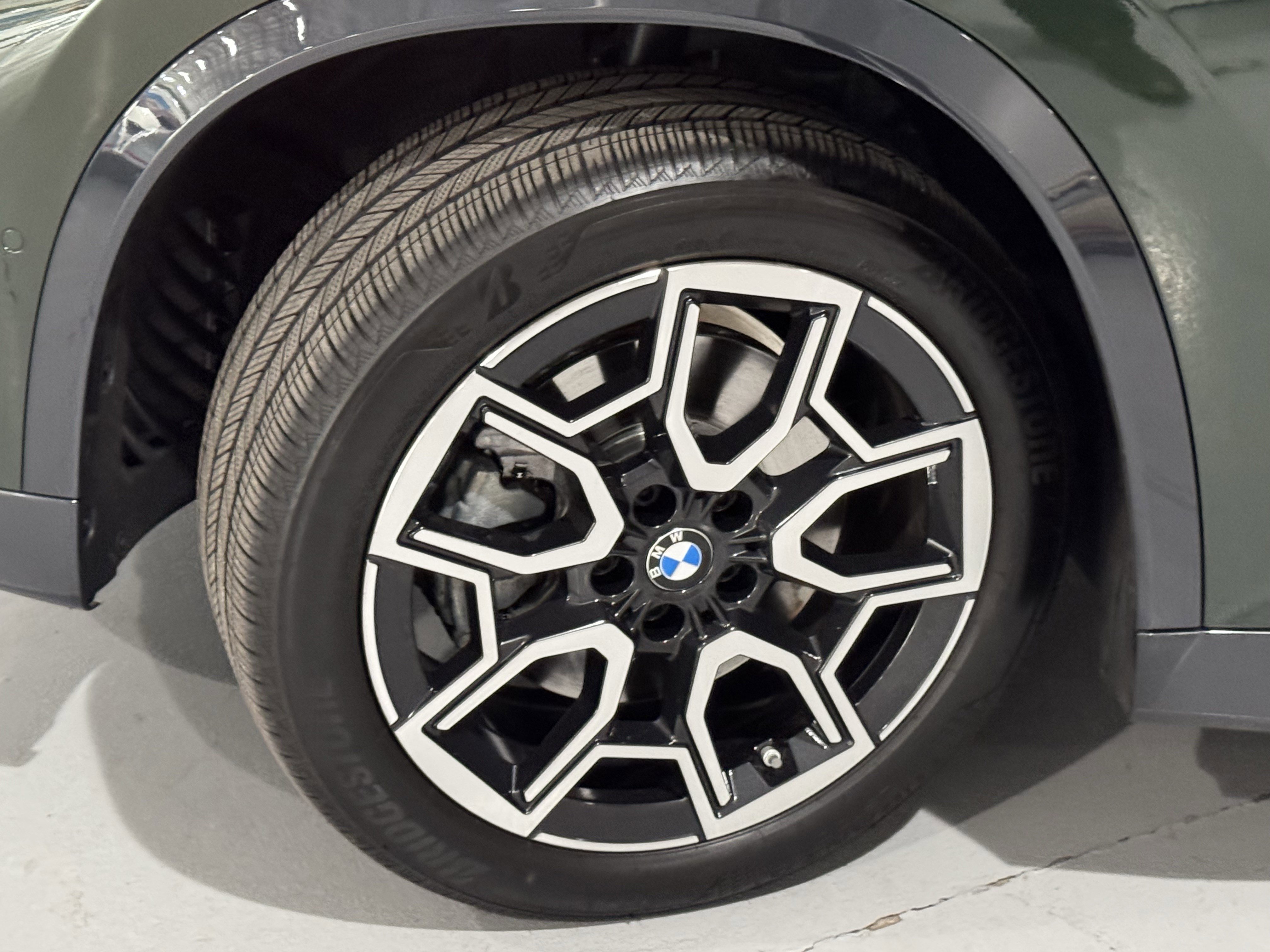 Used 2025 BMW X1 xDrive28i w/ Convenience Package image 43