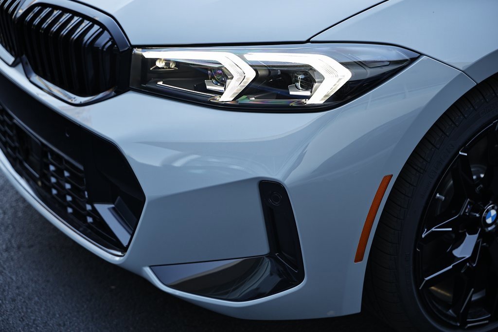 New 2026 BMW 330i Sedan w/ M Sport Package image 12