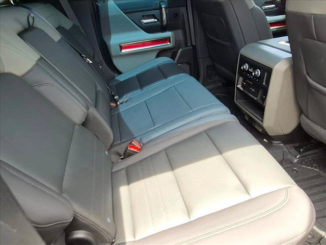 Used 2024 GMC Hummer EV 3X AWD/4WD image 17