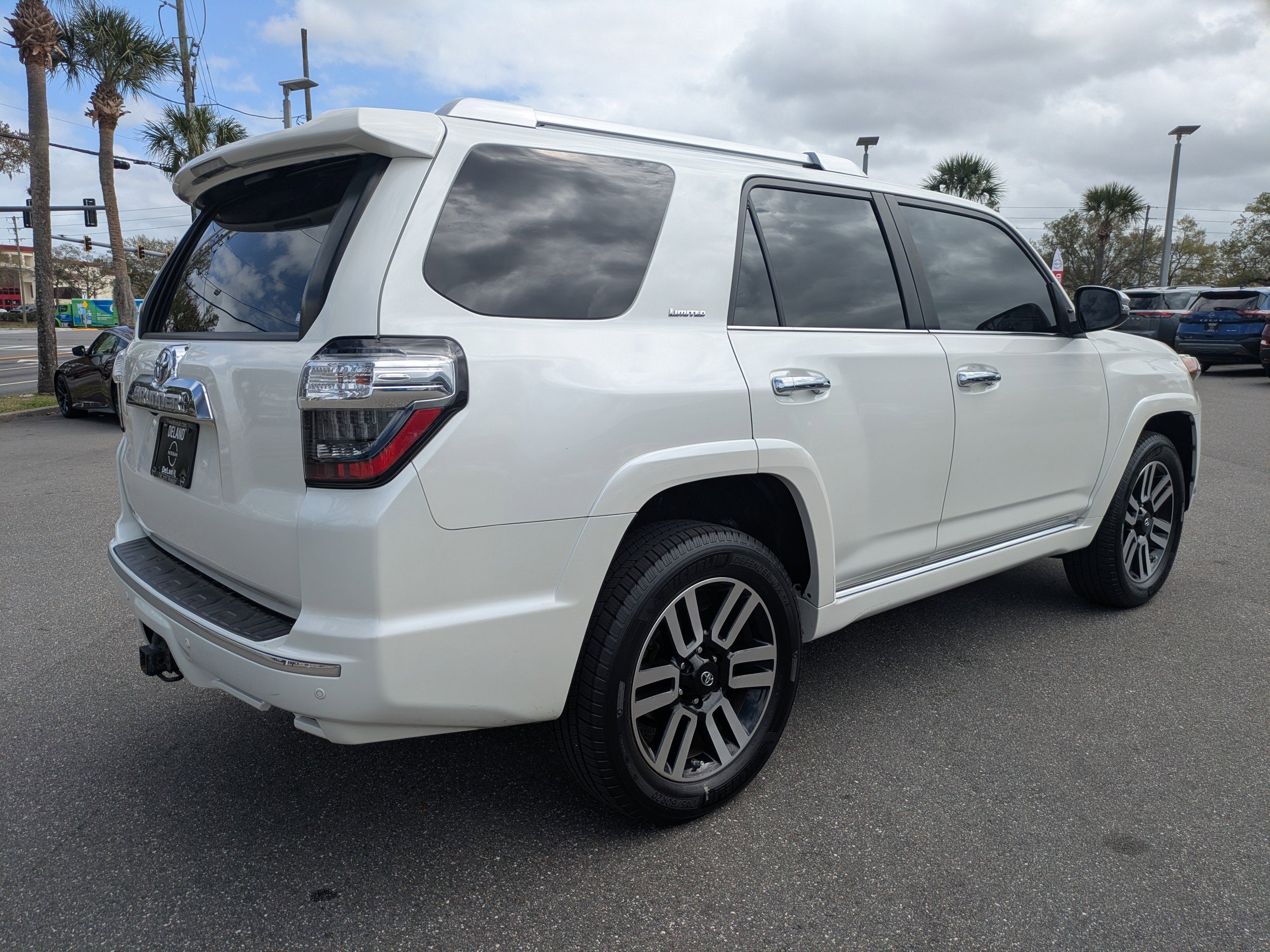 Used 2018 Toyota 4Runner Limited image 3