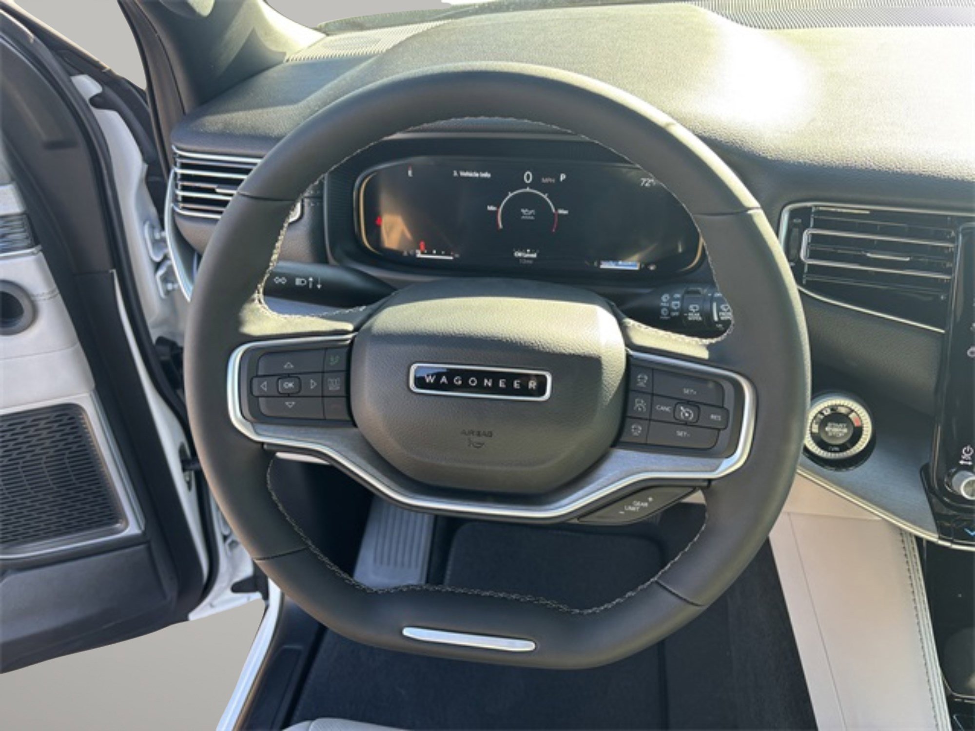 New 2025 Jeep Wagoneer L 2WD image 16