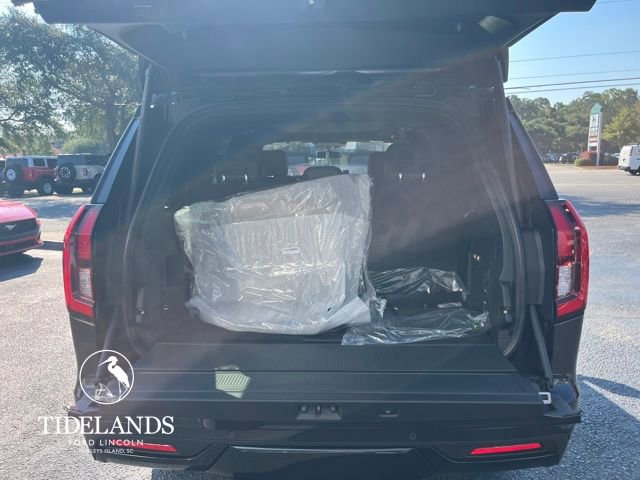 New 2025 Ford Expedition Platinum w/ Stealth Appearance Package image 11