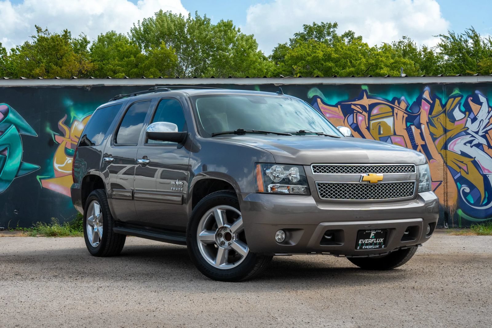 Used 2013 Chevrolet Tahoe LT w/ Texas Edition RWD image 2