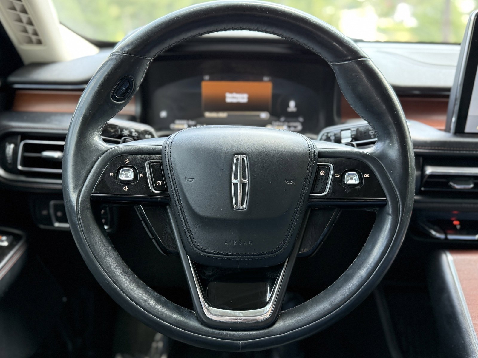 Used 2020 Lincoln Aviator Reserve w/ Elements Package Plus image 24