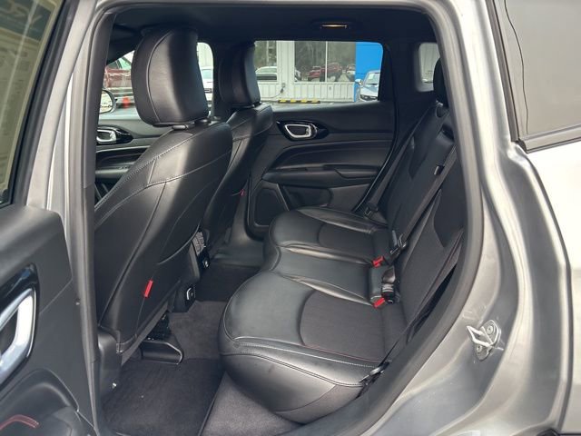 Used 2023 Jeep Compass Trailhawk image 14