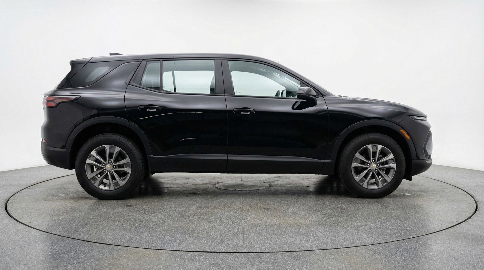 Used 2025 Chevrolet Equinox LT FWD image 11