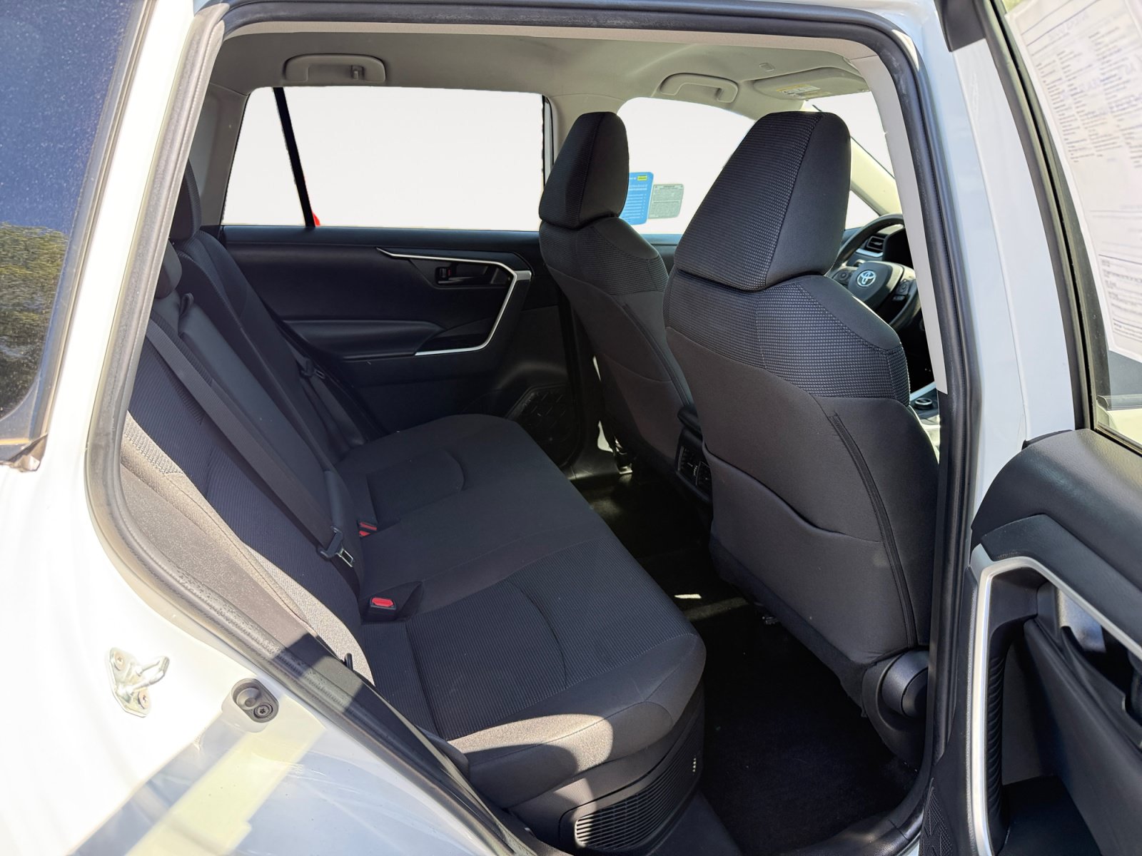Used 2024 Toyota RAV4 LE AWD/4WD image 18