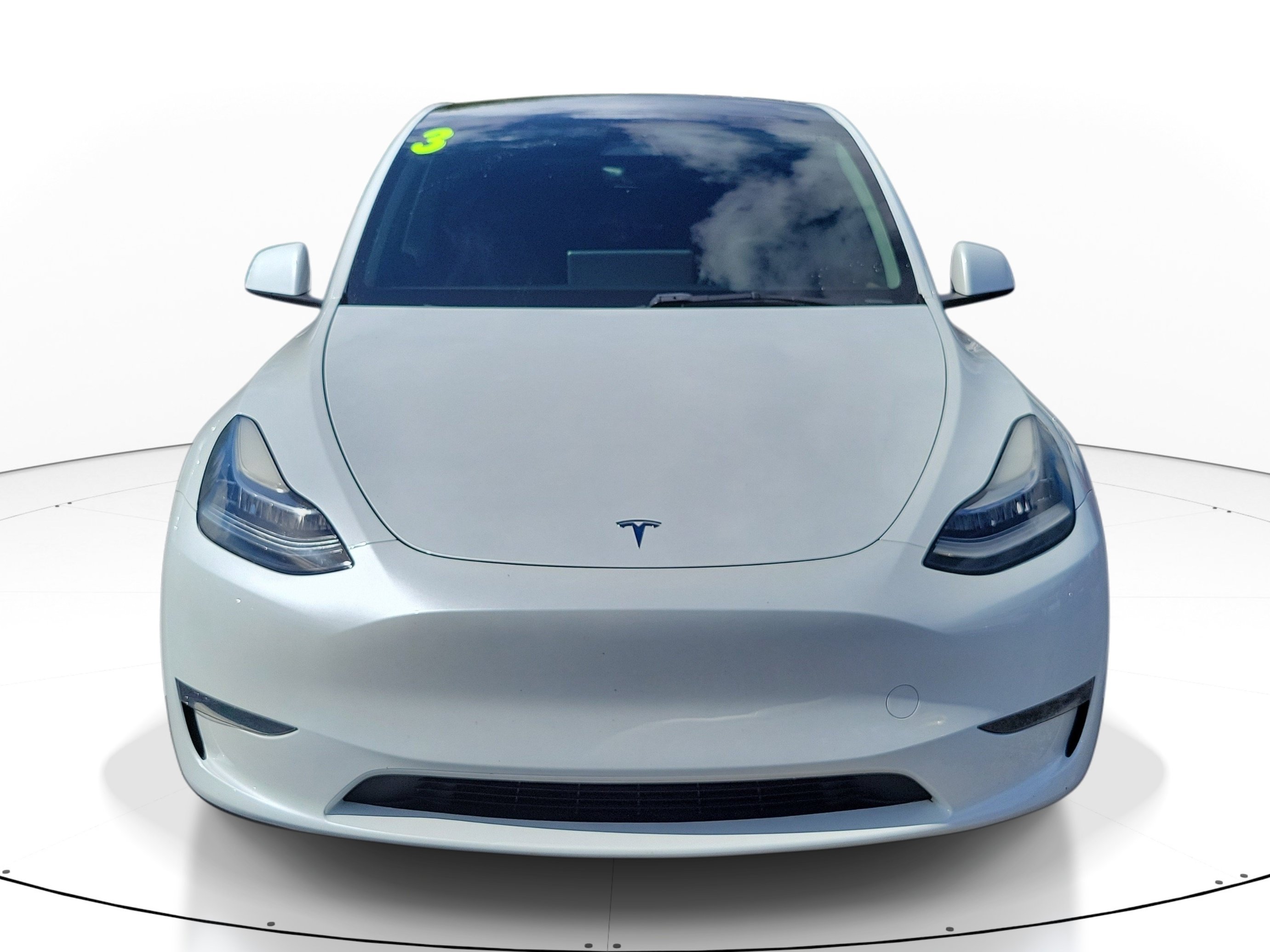 Used 2023 Tesla Model Y Long Range AWD/4WD image 2
