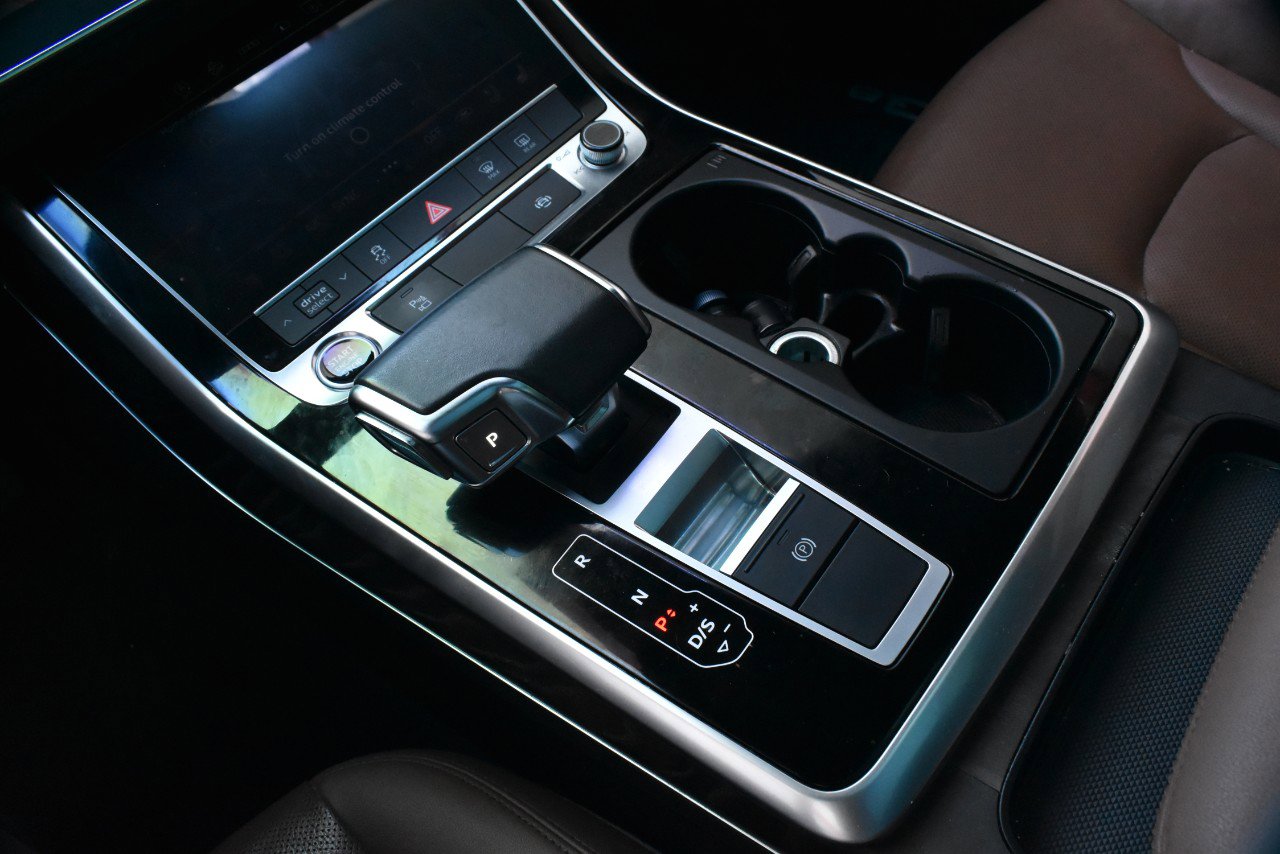 Used 2021 Audi Q8 Premium Plus image 34