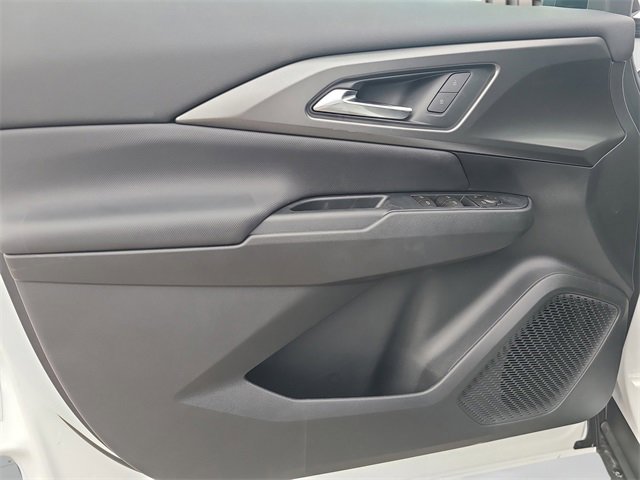 New 2026 Chevrolet Equinox EV LT image 19