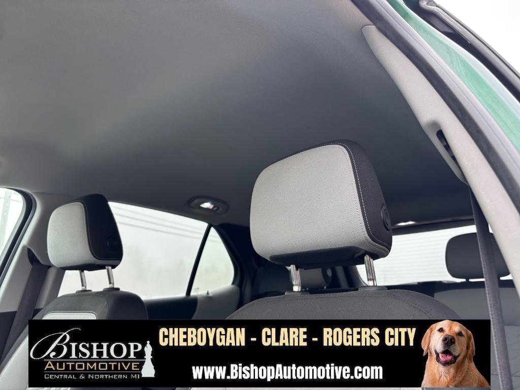 Used 2018 Chevrolet Equinox LT image 28