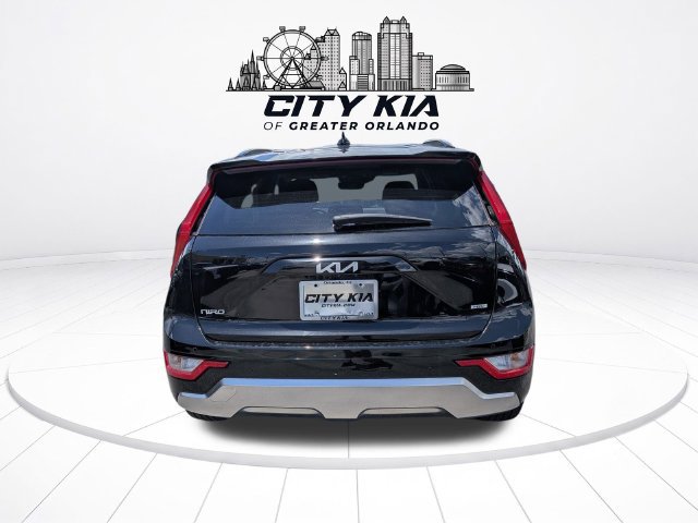 Used 2025 Kia Niro EX Touring FWD image 4