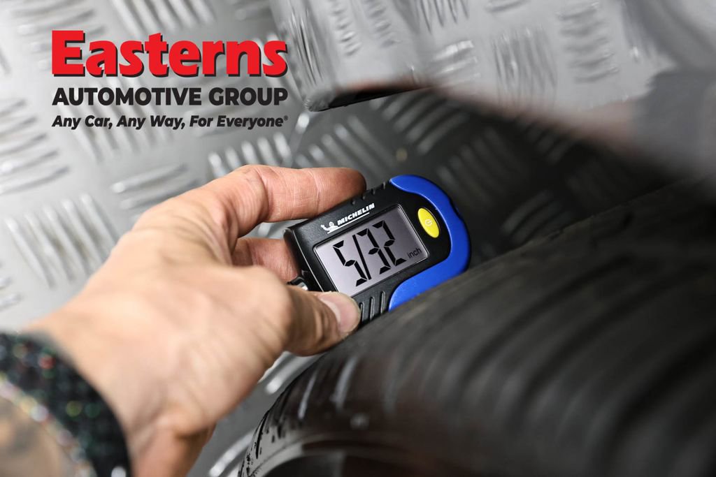 Used 2022 Land Rover Range Rover Velar R-Dynamic S AWD/4WD image 28