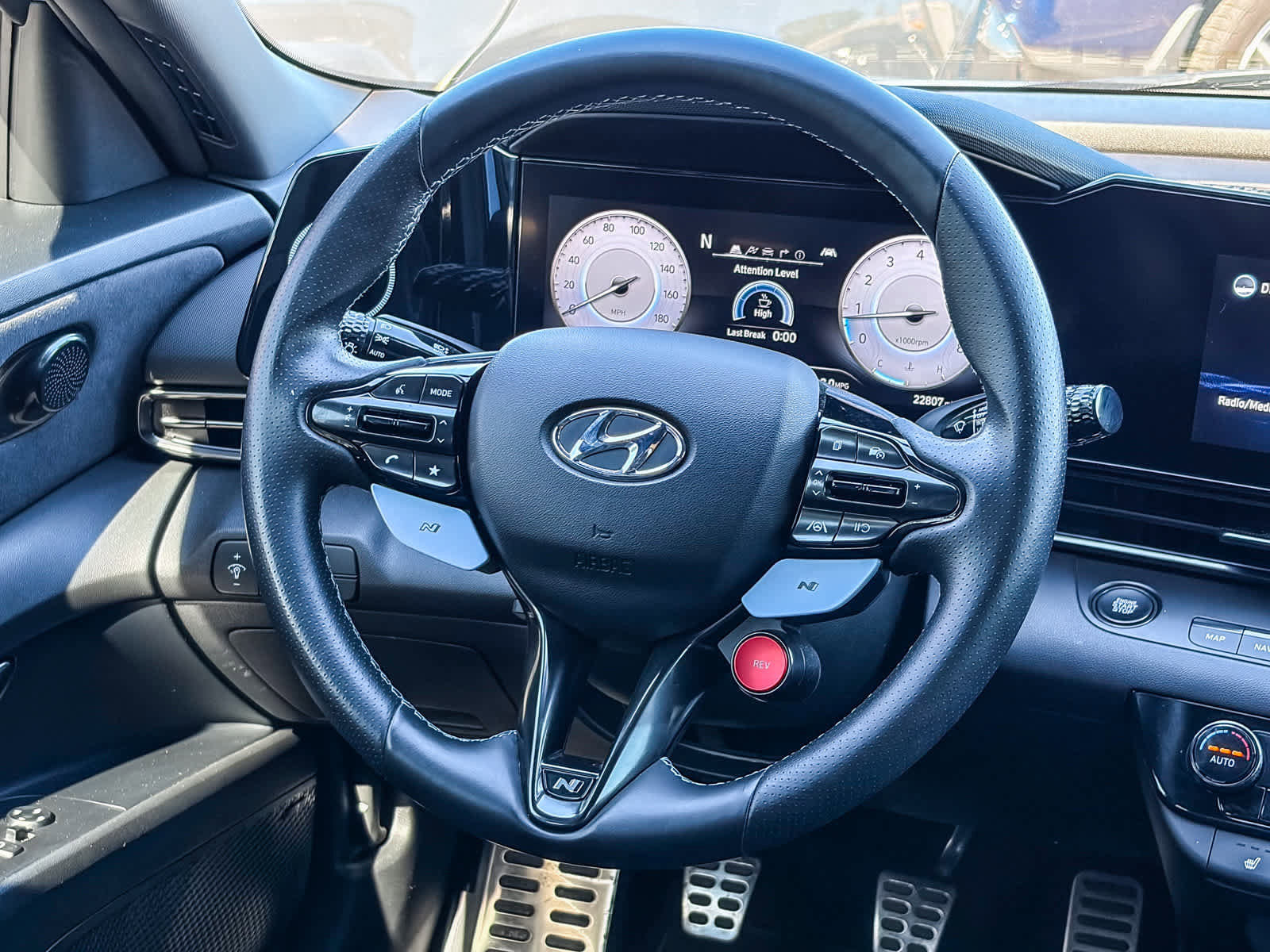 Used 2022 Hyundai Elantra N image 14