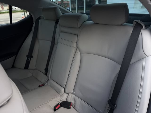 Used 2011 Lexus IS 250 RWD image 22