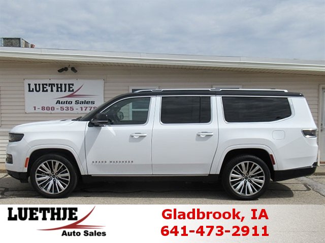 Used 2024 Jeep Grand Wagoneer L Series III AWD/4WD image 1