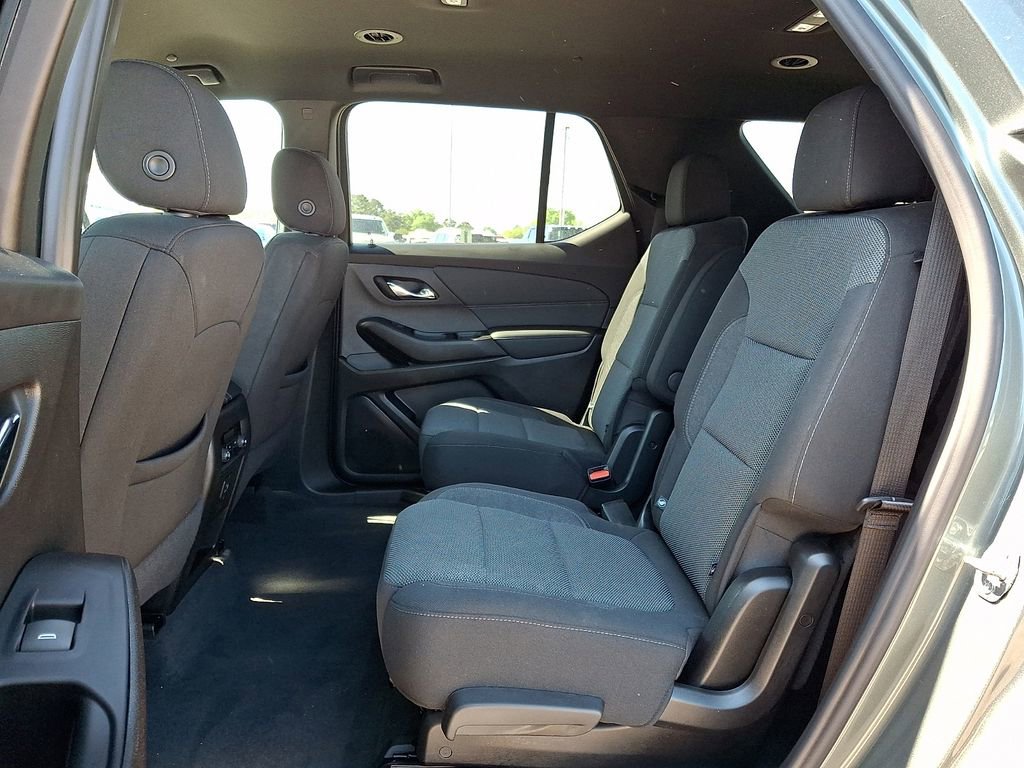 Certified 2023 Chevrolet Traverse LT image 11