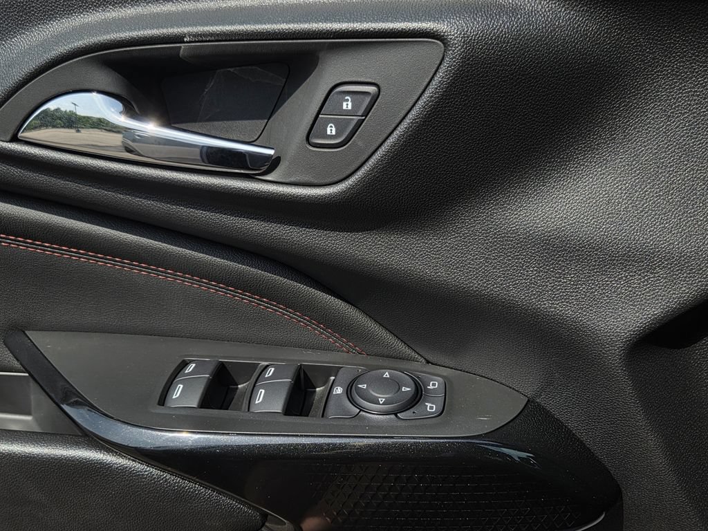 New 2026 Chevrolet Trax RS w/ Driver Confidence Package FWD image 19