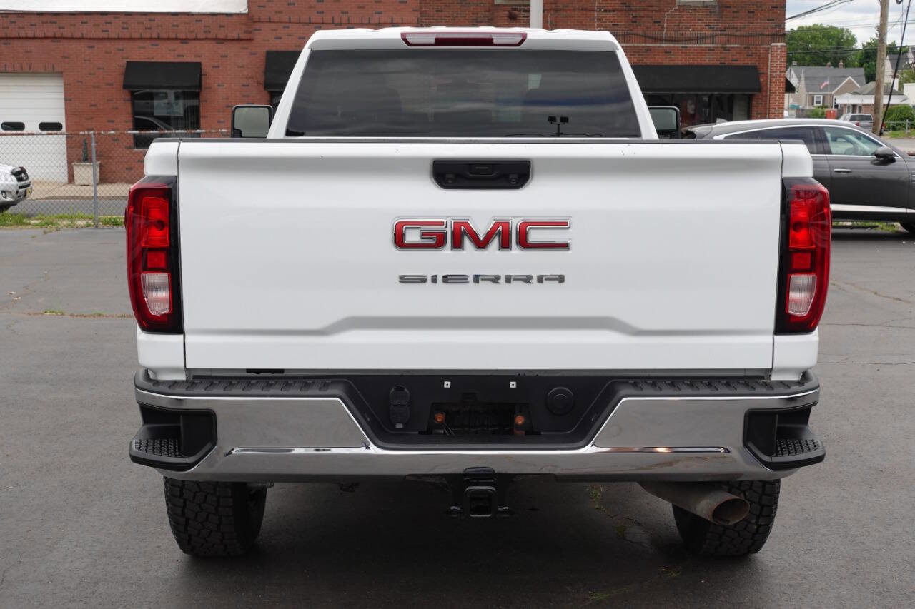 Used 2023 GMC Sierra 2500 Pro w/ Convenience Package AWD/4WD image 9