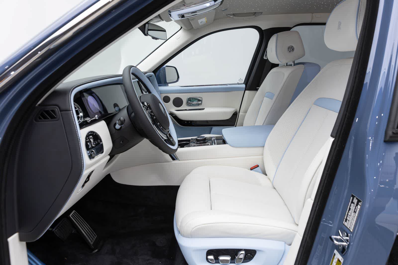 New 2027 Rolls-Royce Cullinan AWD/4WD image 23
