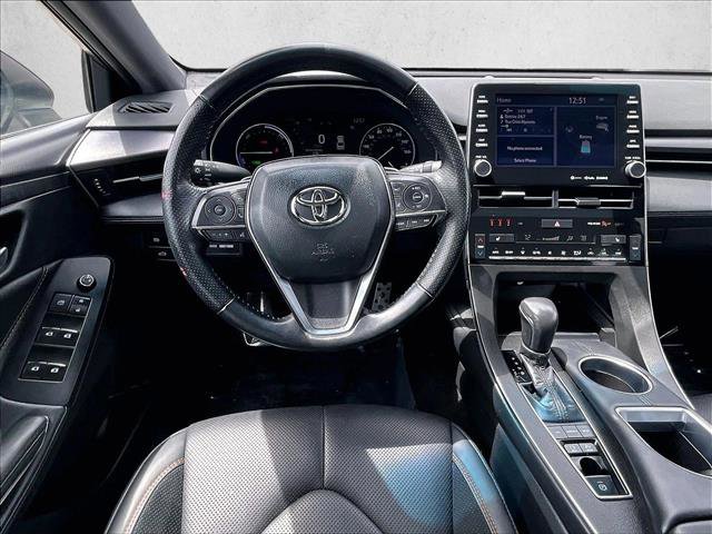 Used 2020 Toyota Avalon XSE image 7