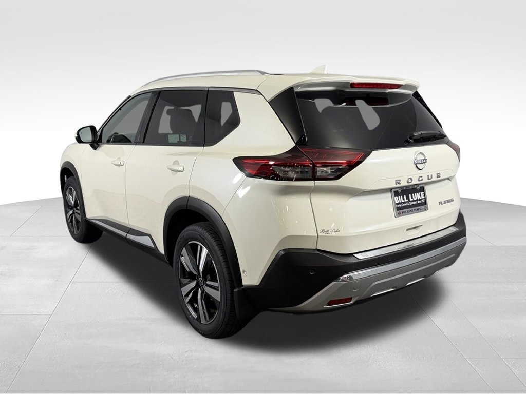 Used 2023 Nissan Rogue Platinum FWD image 8