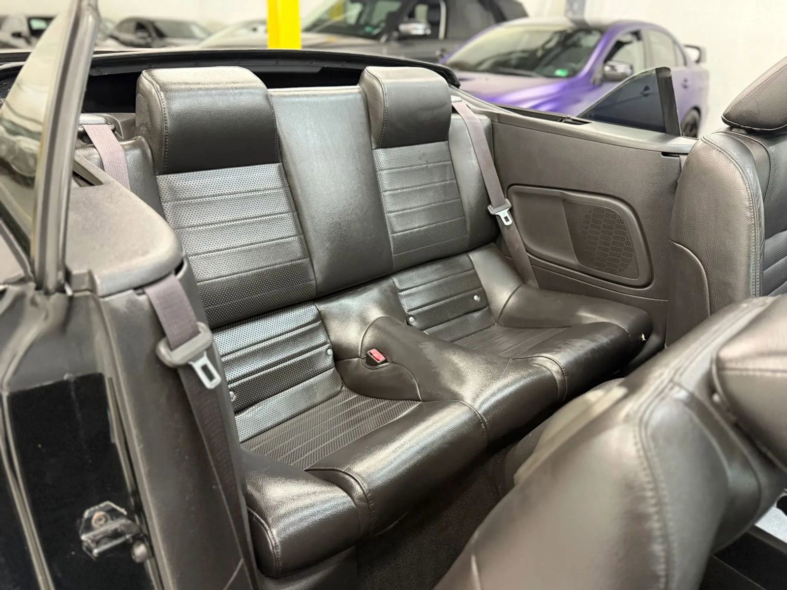 Used 2005 Ford Mustang GT image 18