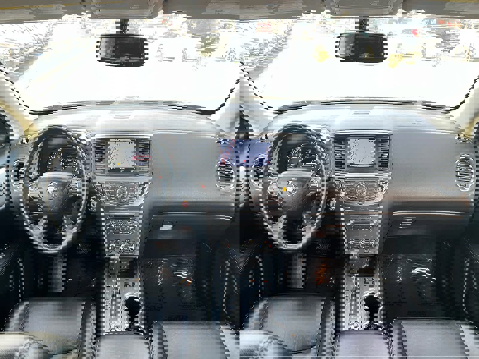 Used 2019 Nissan Pathfinder SL image 24