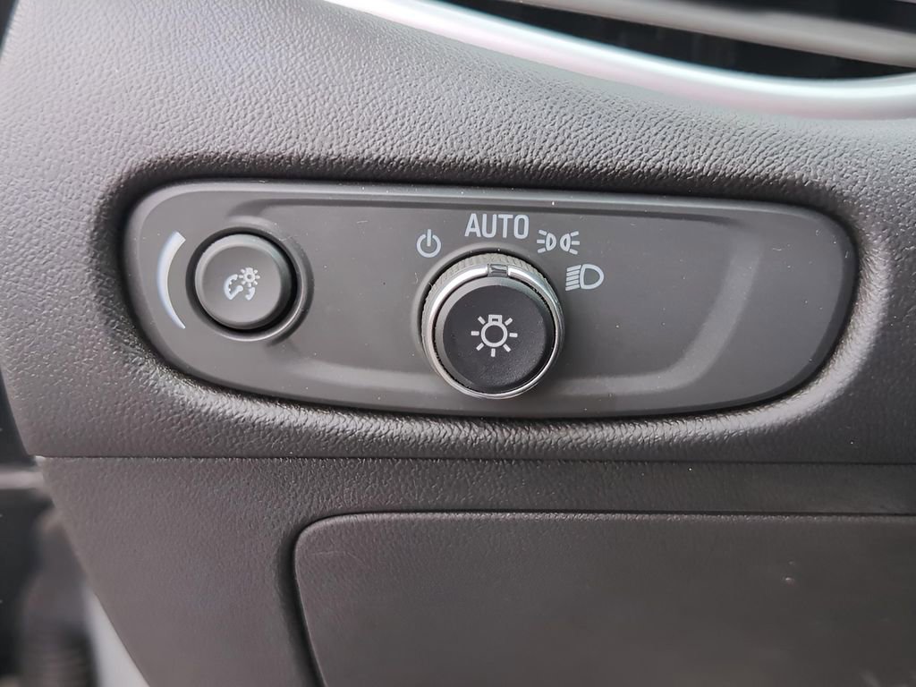 Used 2023 Chevrolet Malibu LT image 14