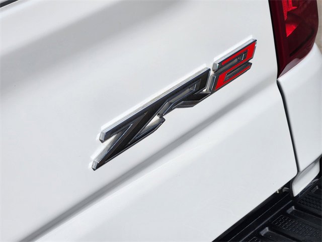 Used 2024 Chevrolet Silverado 1500 ZR2 w/ Technology Package image 12