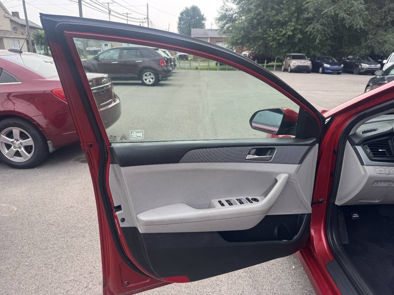 Used 2018 Hyundai Sonata SE FWD image 8