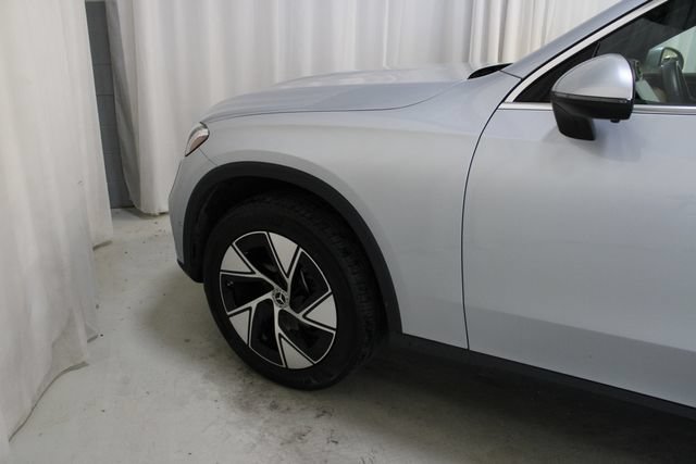 Certified 2024 Mercedes-Benz GLC 300 4MATIC image 33