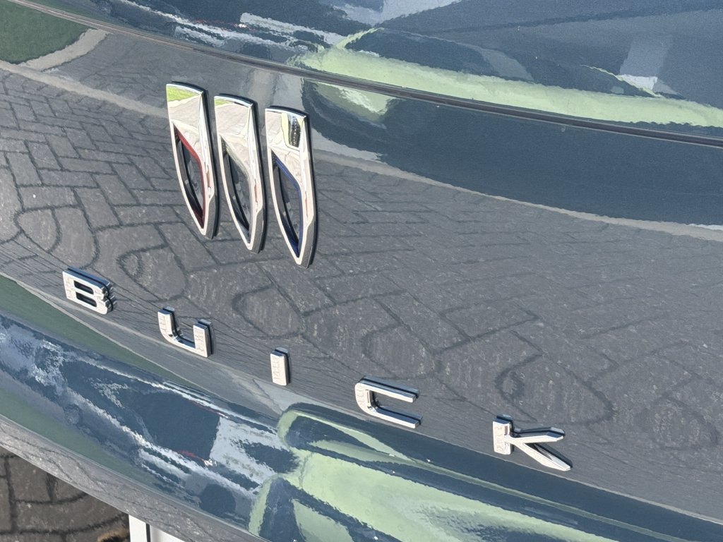 New 2026 Buick Envista Sport Touring w/ Convenience I Package FWD image 11