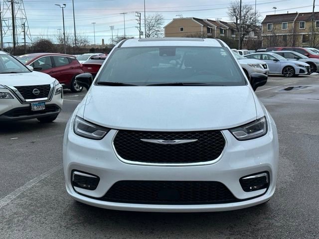 Used 2026 Chrysler Pacifica Limited video 2