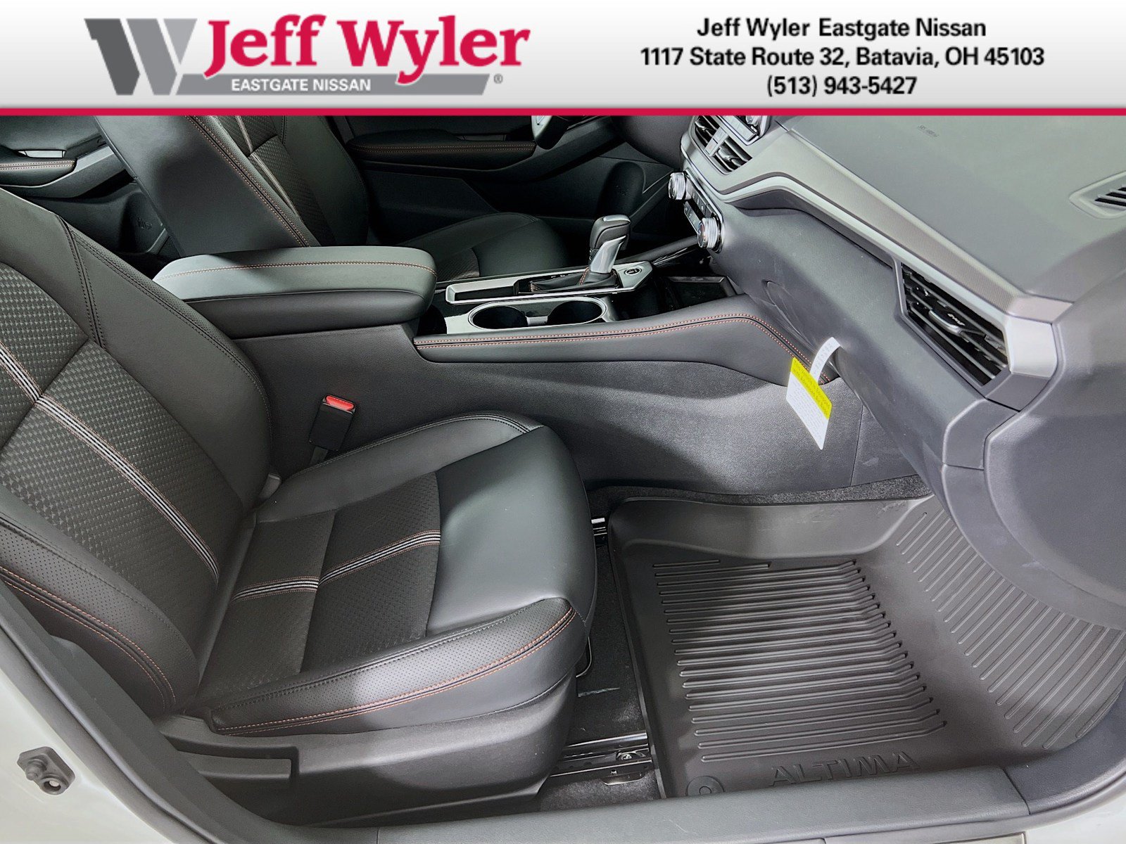 New 2025 Nissan Altima 2.5 SR FWD image 22