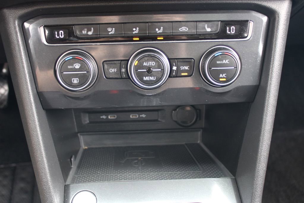 Certified 2021 Volkswagen Tiguan SEL AWD/4WD image 17