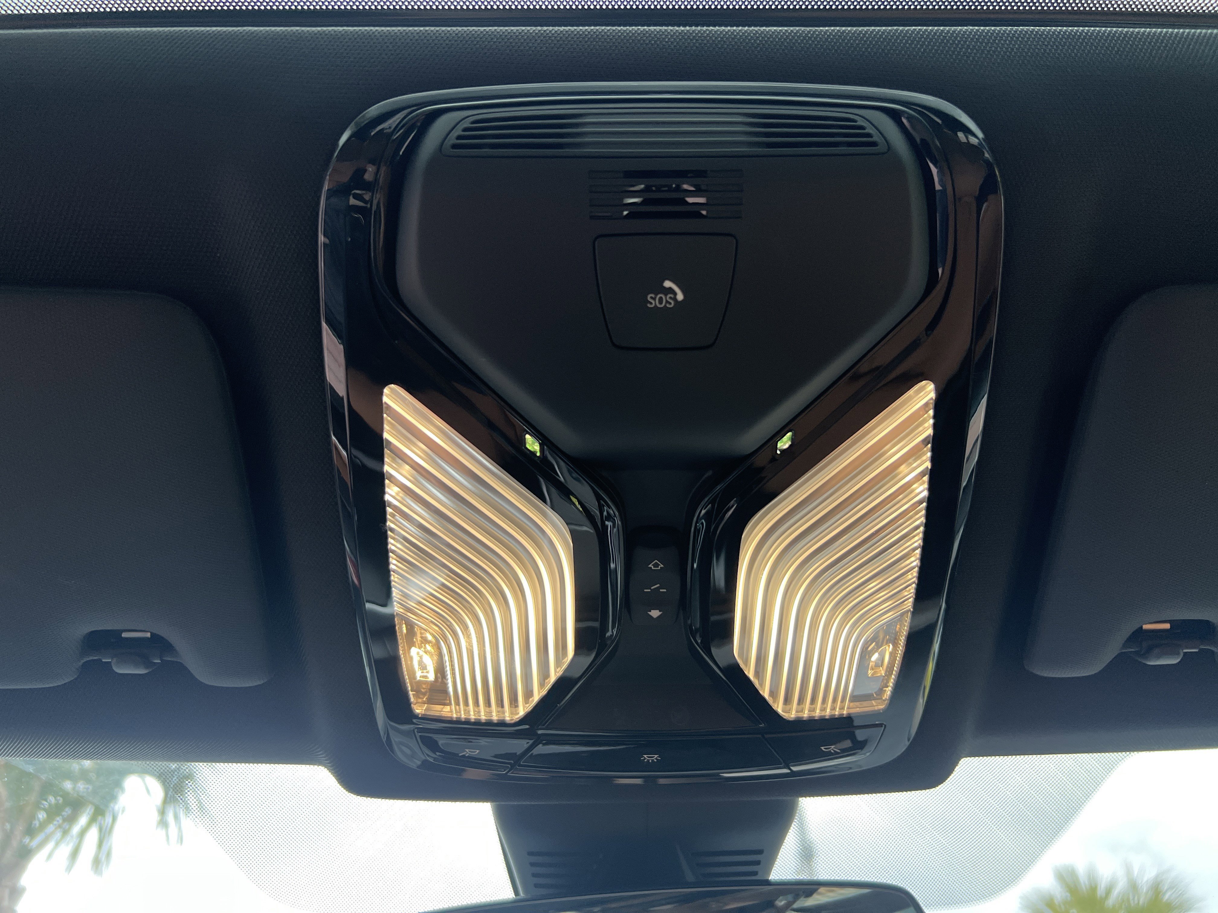 Certified 2025 BMW 330i Sedan image 39