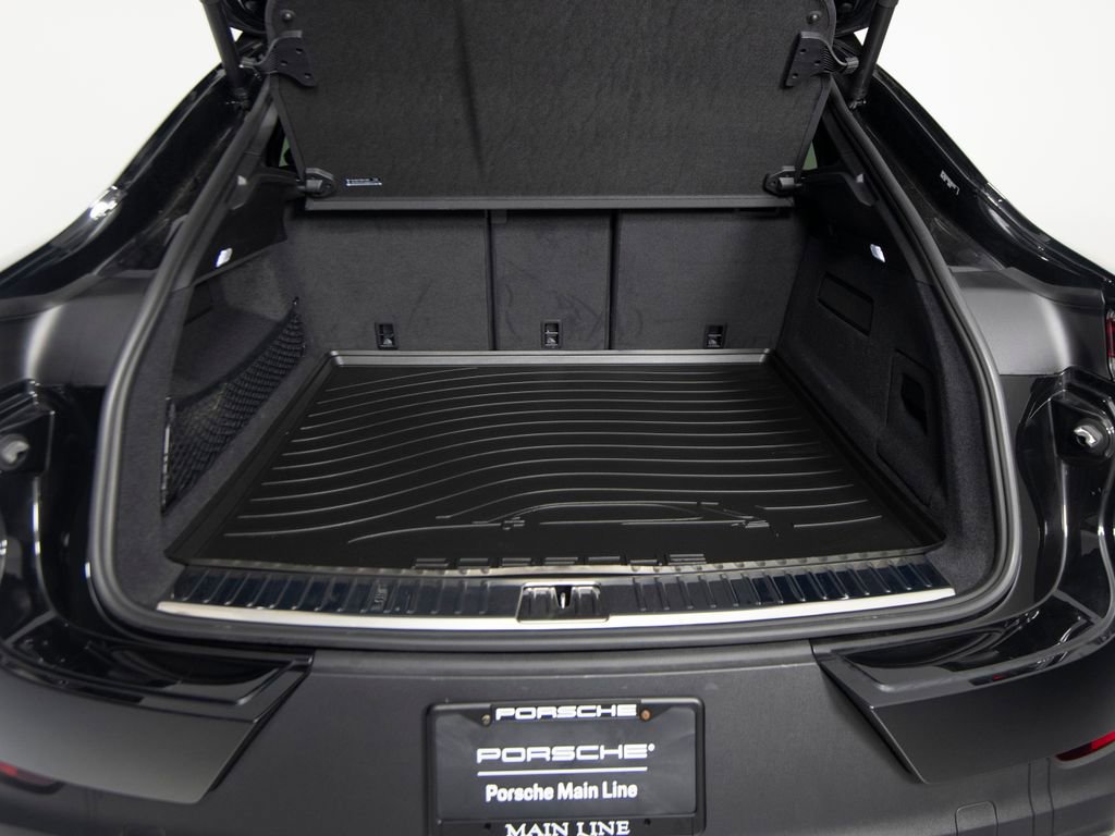 Certified 2025 Porsche Cayenne Coupe image 42