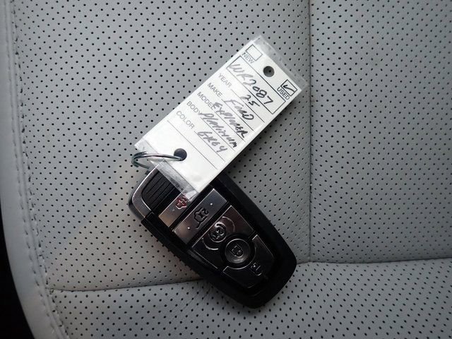 Certified 2025 Ford Explorer Platinum w/ LUX Leather Package image 30