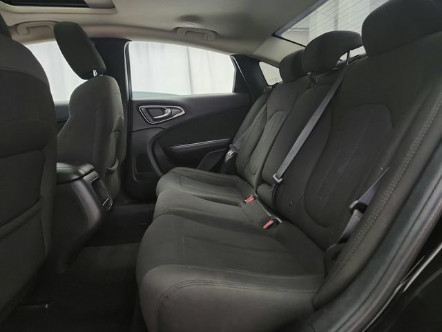 Used 2016 Chrysler 200 Limited w/ Anniversary Edition FWD image 21