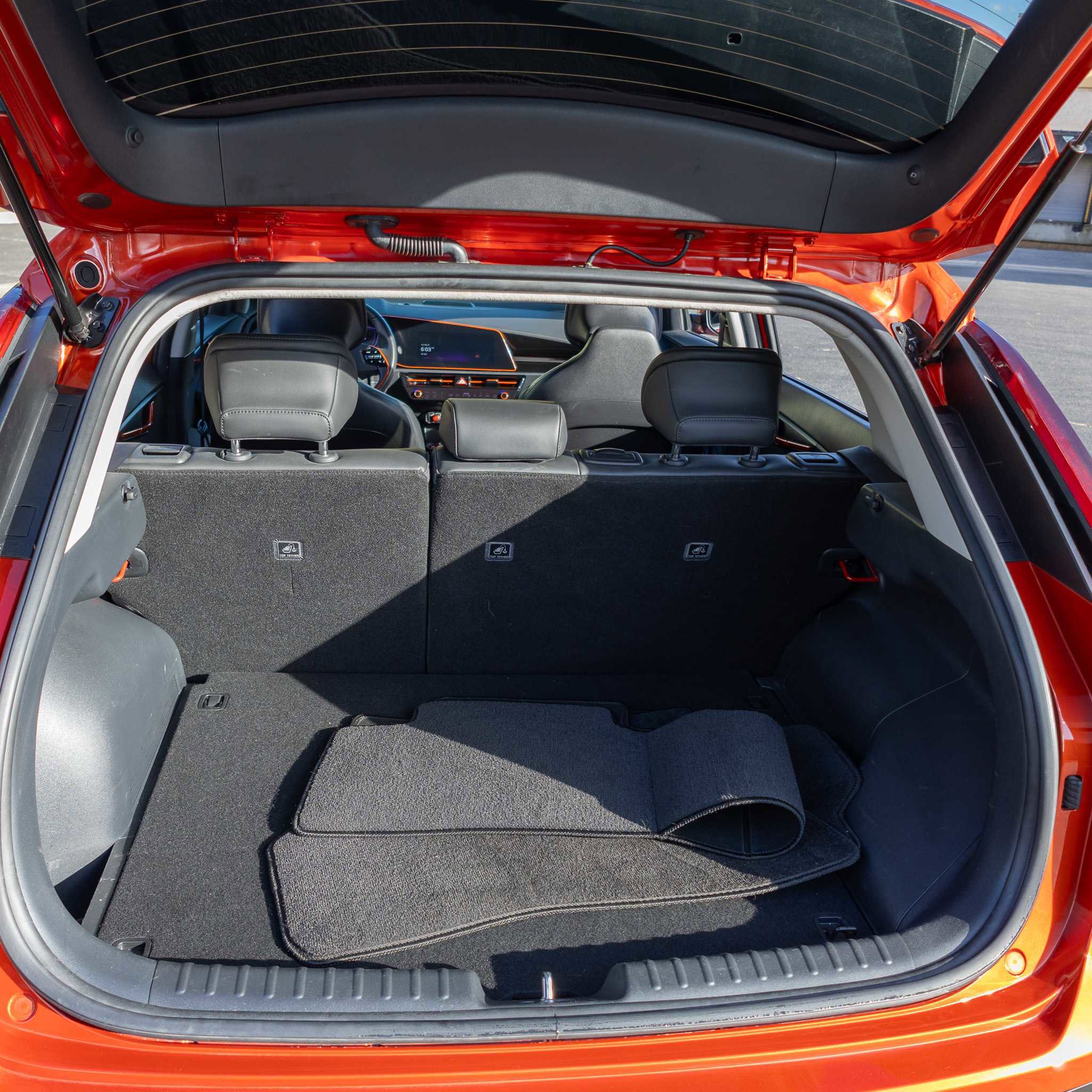 Used 2023 Kia Niro EX image 18