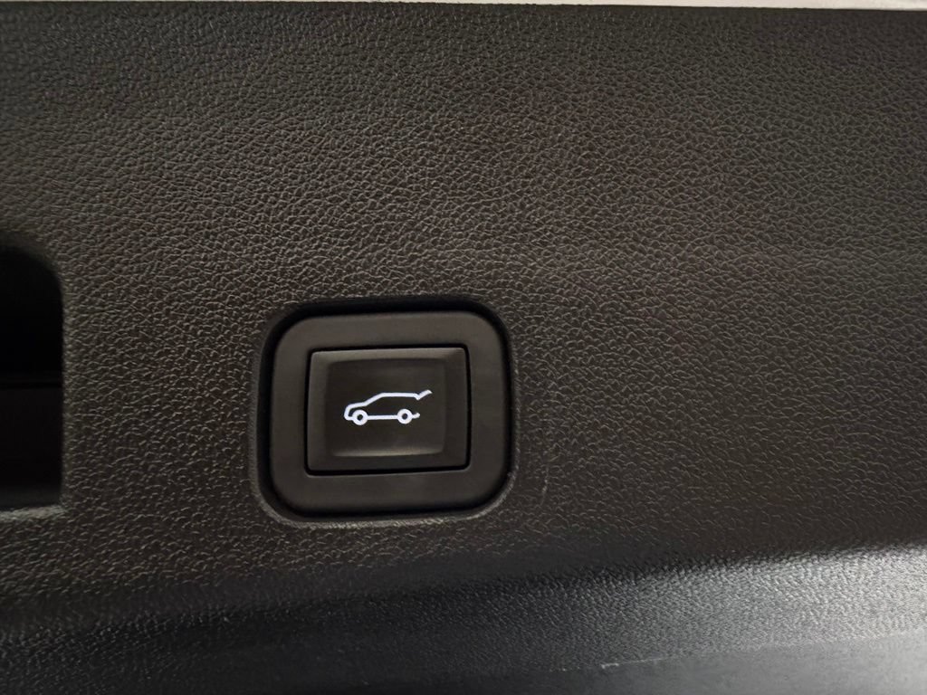 Used 2026 Buick Enclave Preferred FWD image 31